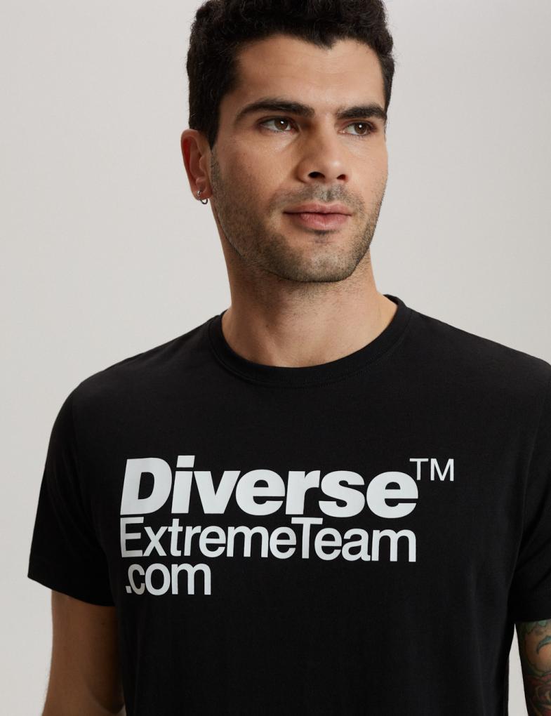 Мужская футболка с большим логотипом Diverse ExtremeTeam черная — изображение 2