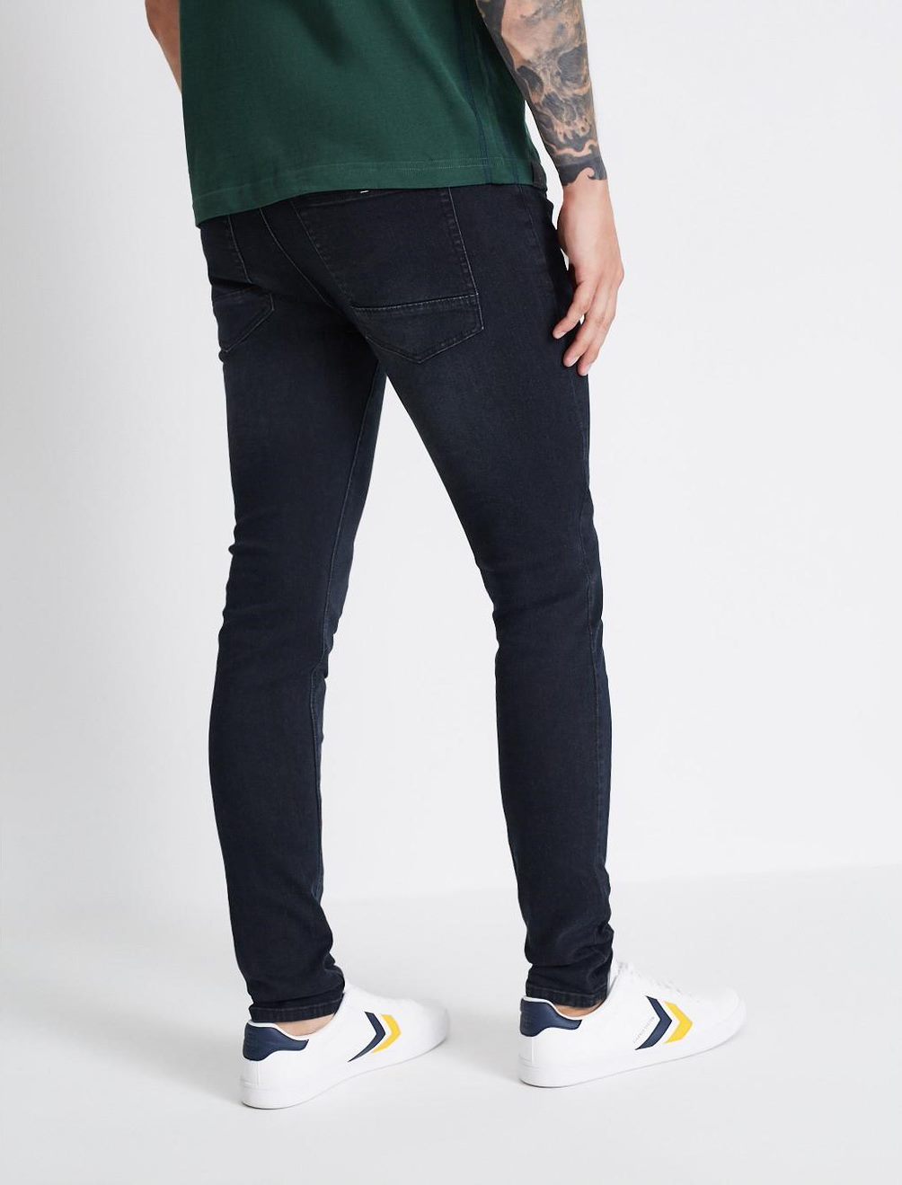 Мужские джинсы slim fit классические приталенные черные — изображение 4