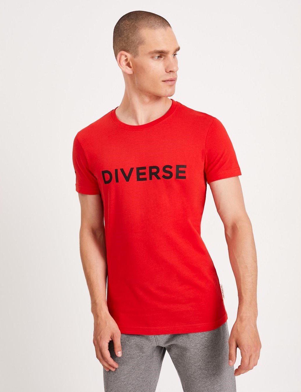 Чоловіча футболка приталена з логотипом Diverse червона - Зображення 4