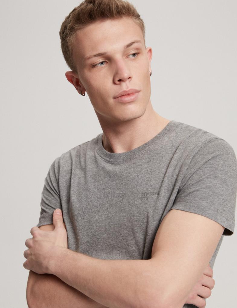 Мужская футболка slim fit коллекции Everbase серая меланжевая — изображение 2