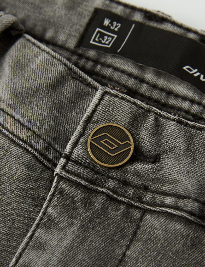 Мужские джинсы skinny fit коллекции CALI светло-серые — изображение 5