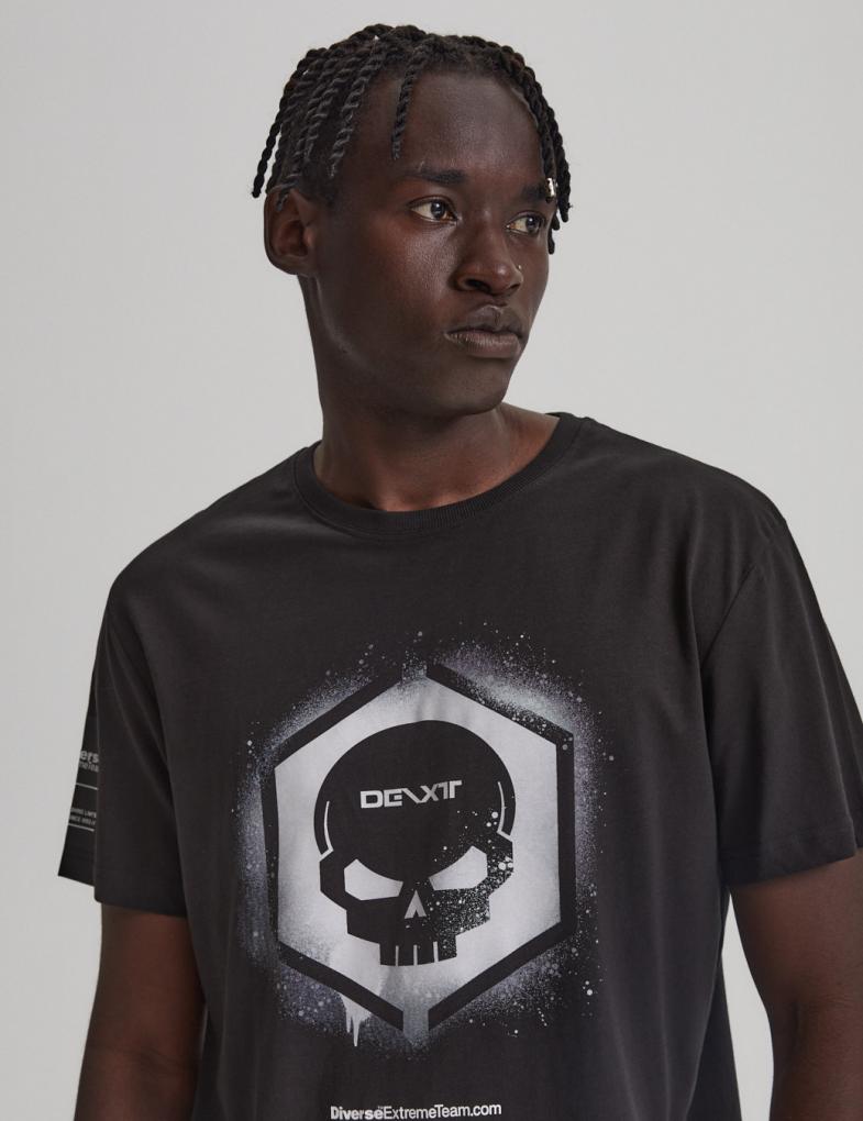 Мужская футболка с принтом DEXT в стиле urban crafted черная — изображение 3