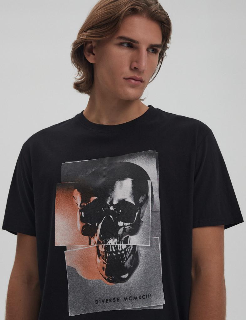 Мужская футболка Premium SKULL классического кроя черная — изображение 2