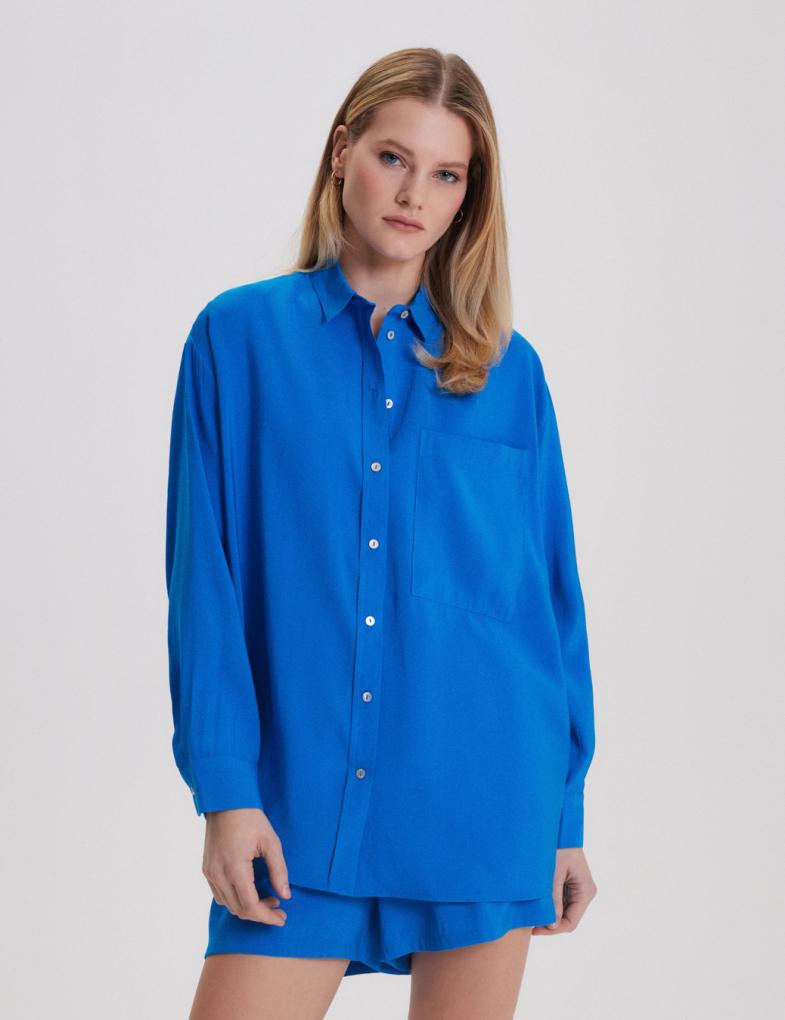 Жіноча сорочка oversize з довгим рукавом блакитна