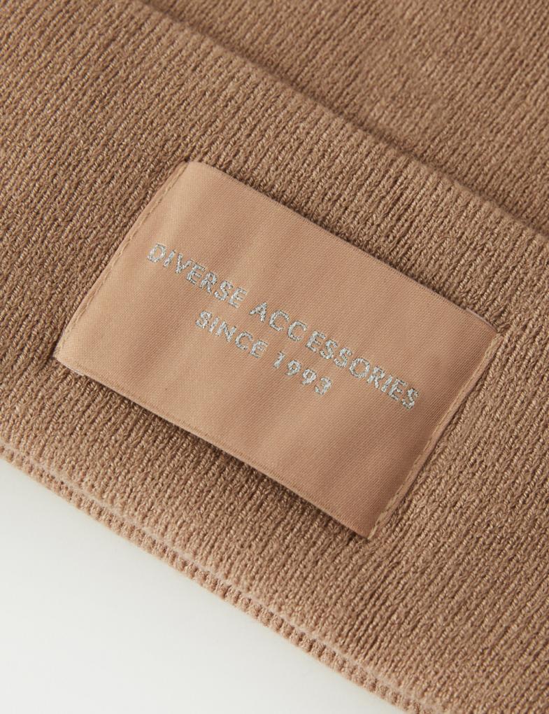 Женская шапка-бини с манжетом меланжевая кэмел — изображение 2