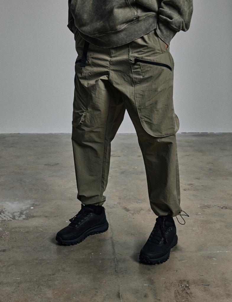 Чоловічі нейлонові штани DEXT EGEN jogger fit бежеві - Зображення 6