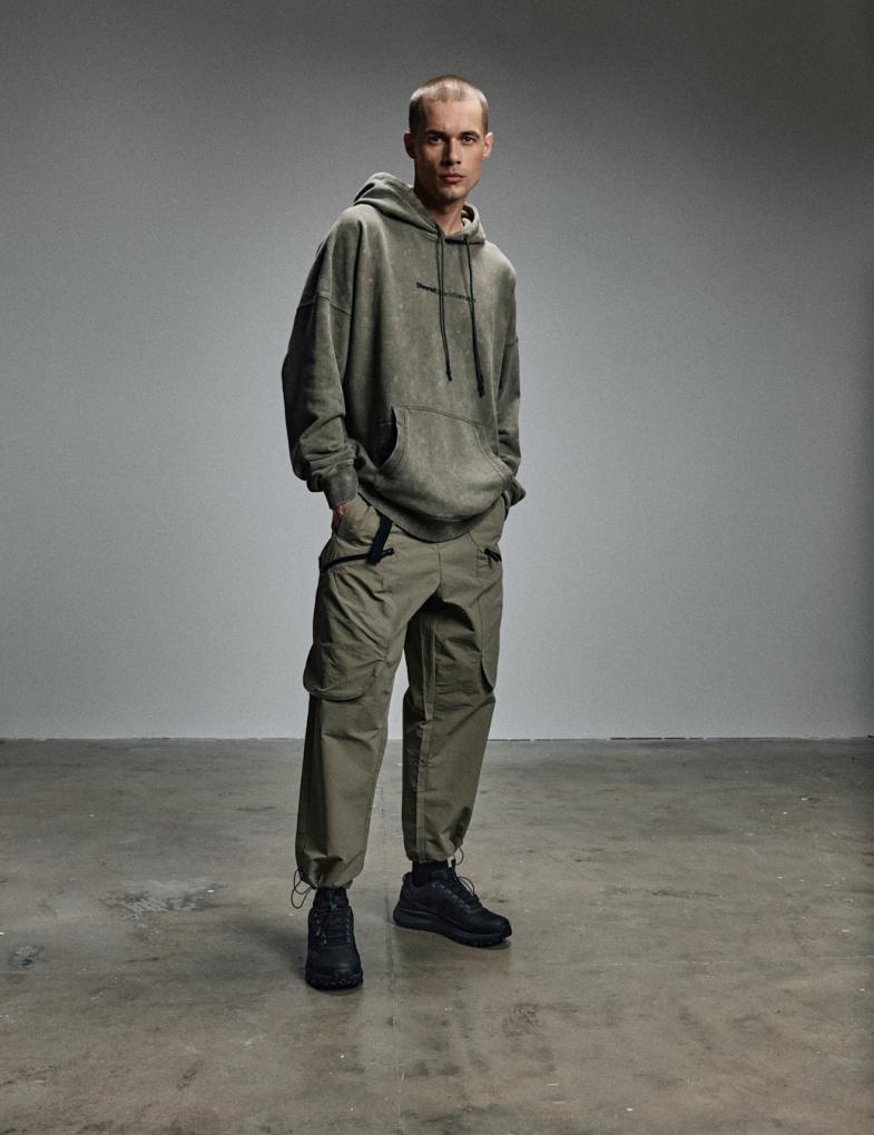 Чоловічі нейлонові штани DEXT EGEN jogger fit бежеві - Зображення 2