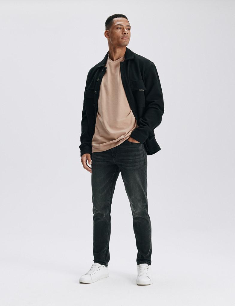 Мужская приталенная футболка V NECK 251 бежевая — изображение 6