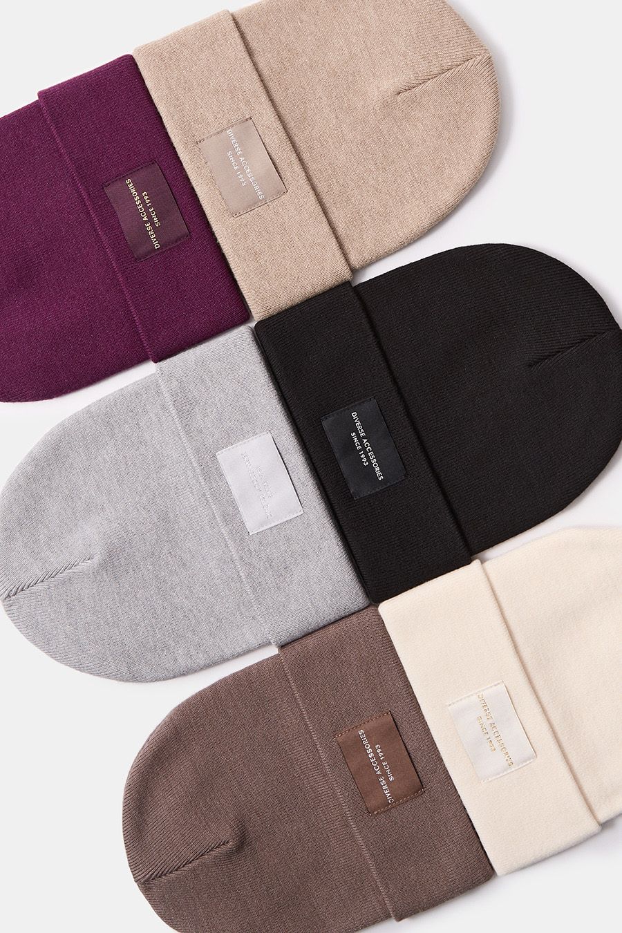 Шапка жіноча LIDI 255 кремова - Зображення 3