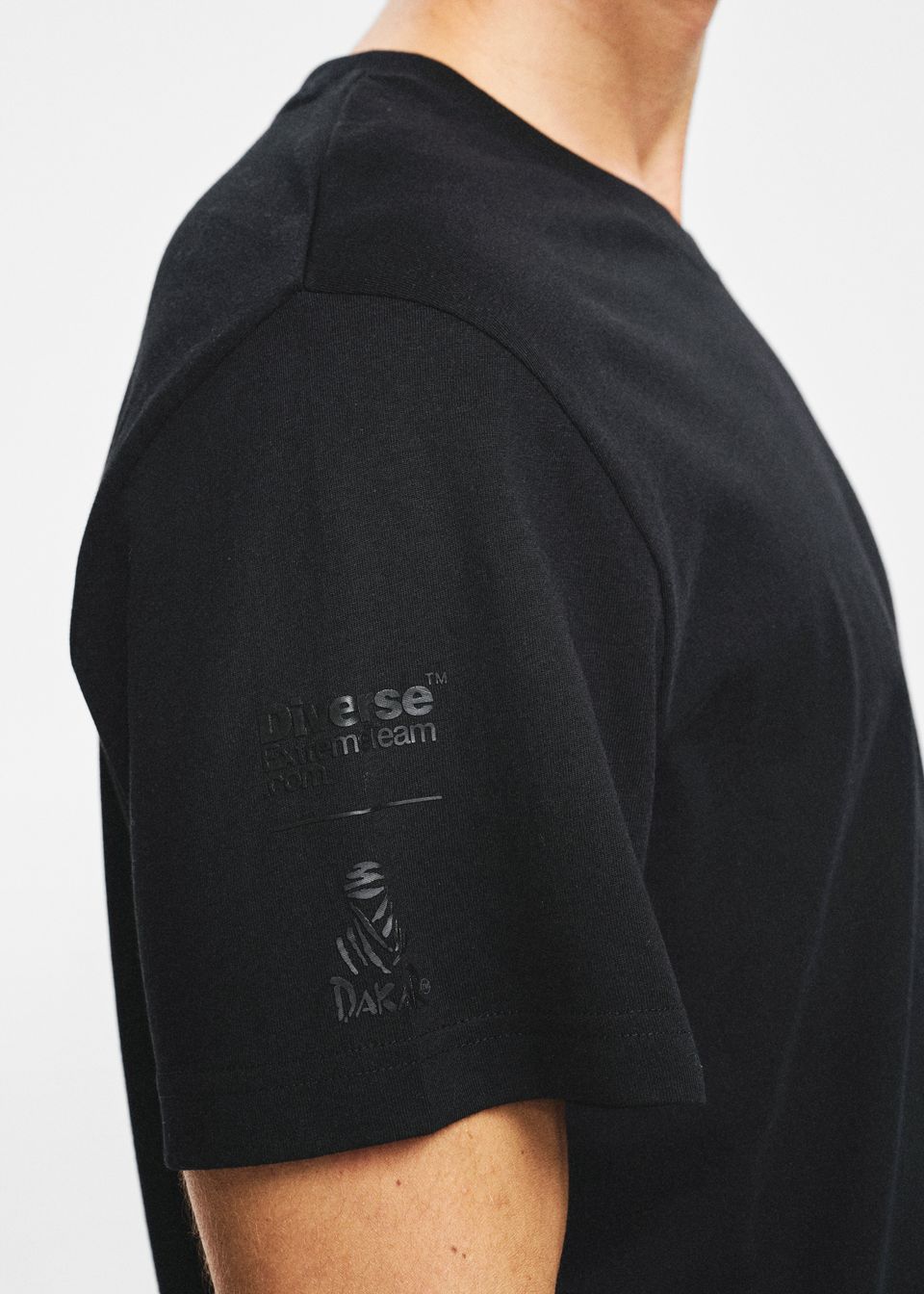 Футболка мужская DKR LOGO SM 256 черная — изображение 4